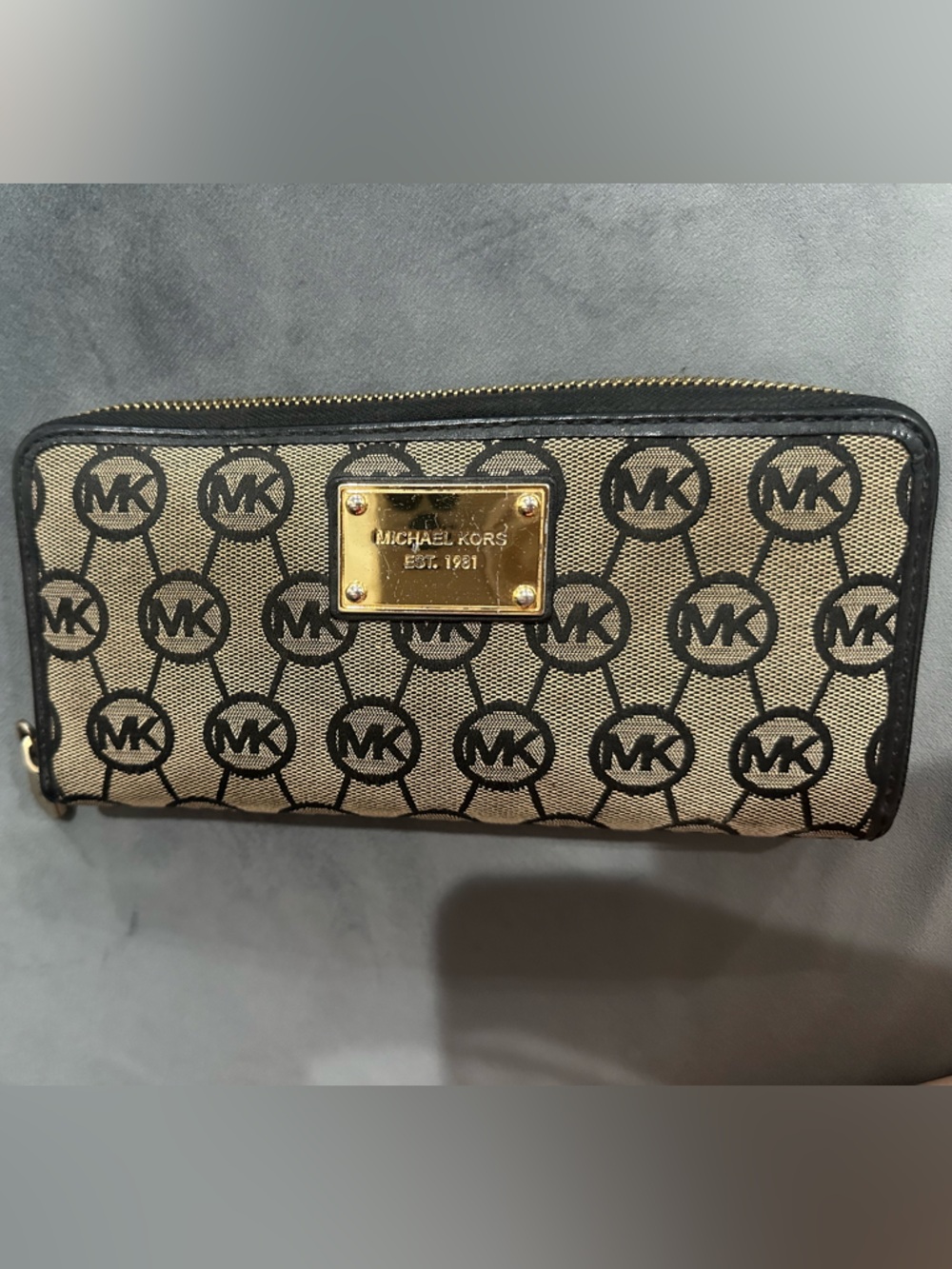 Michael Kors Tan and Black Signature Zip Wallet with Gold Plate